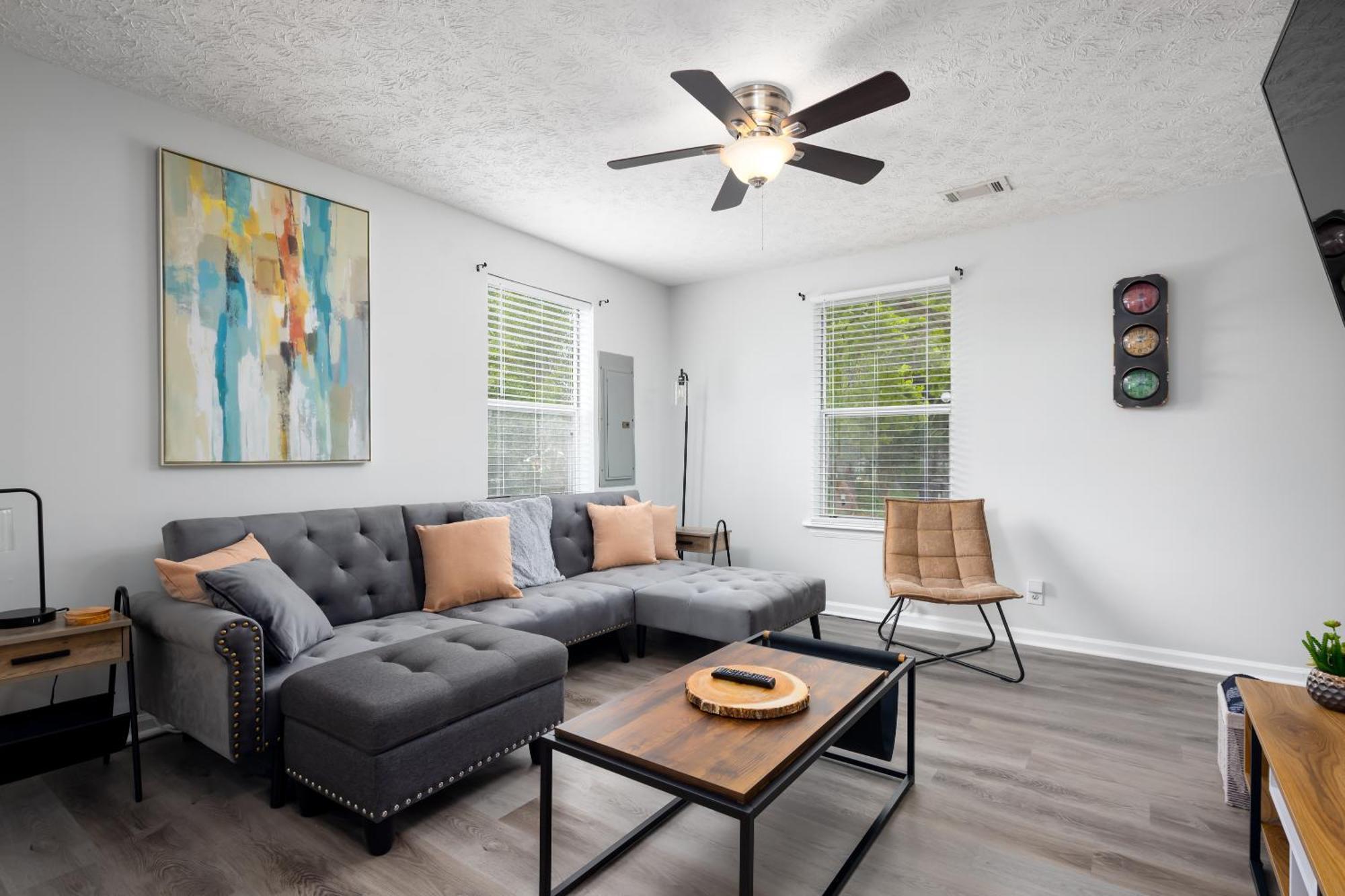 2 Bedroom Ft Moore Retreat Columbus Bagian luar foto