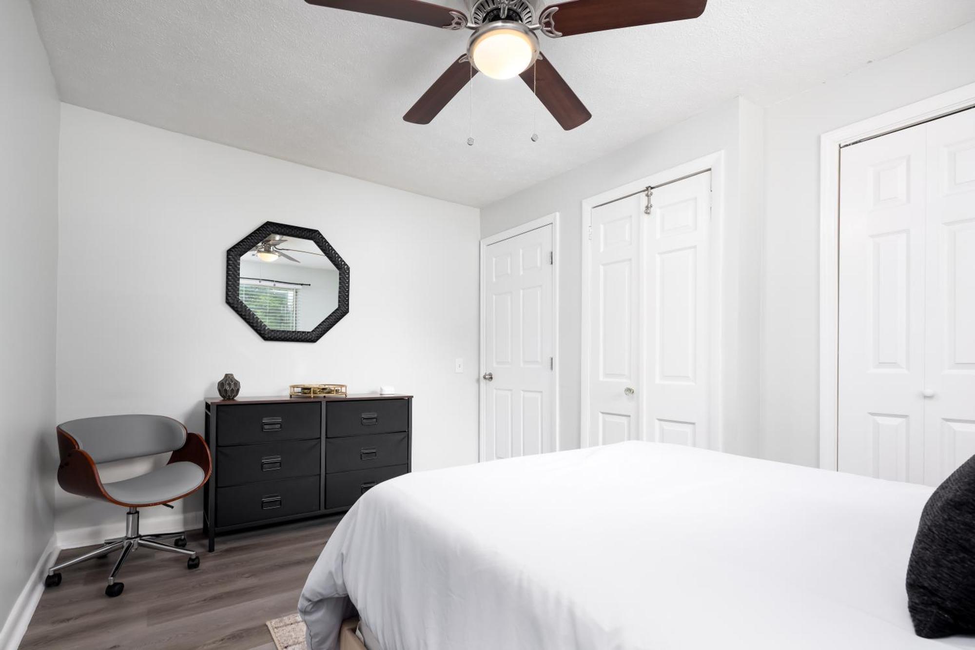 2 Bedroom Ft Moore Retreat Columbus Bagian luar foto